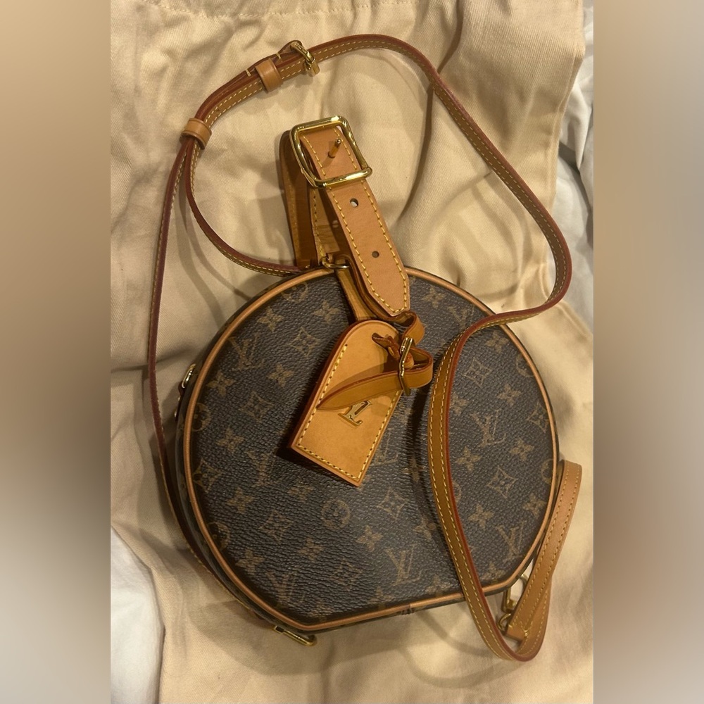 Louis Vuitton Monogram Petite Boite Chapeau - Picture 6 of 10